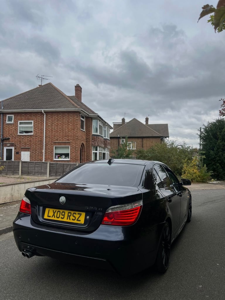 BMW, 5 SERIES, Saloon, 2009, Semi-Auto, 2993 (cc), 4 doors