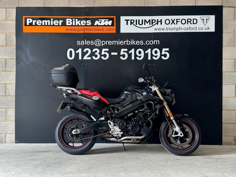 image for STUNNING LOW MILEAGE 2018/18 BMW F 800 R MOTORCYCLE 
