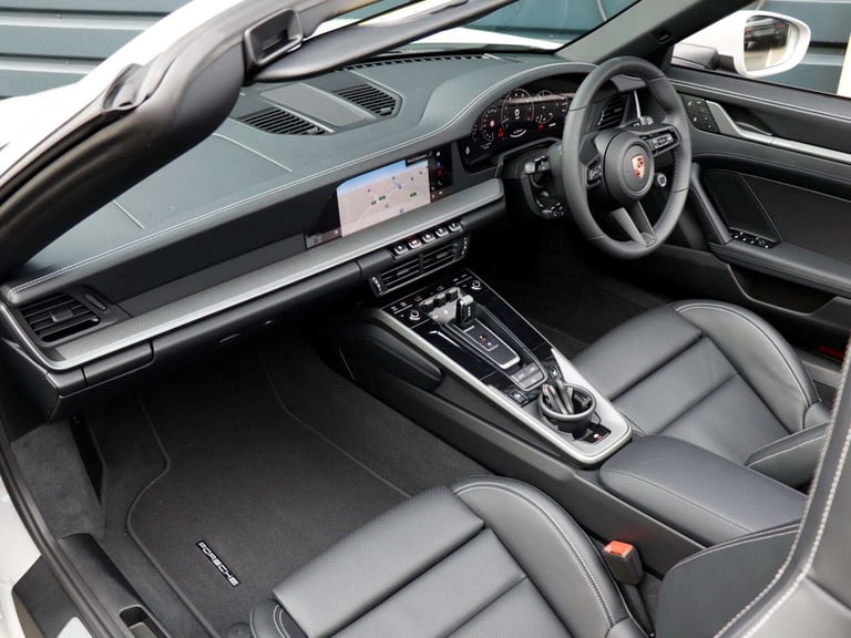 2025 Porsche 911 S 2dr PDK CONVERTIBLE PETROL Automatic