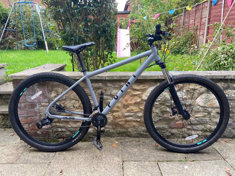 image for Calibre point mountain bike