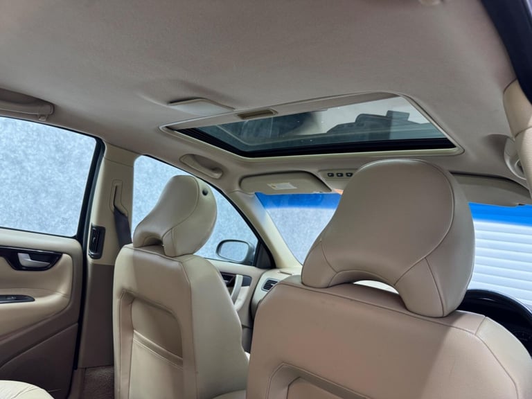 2002 Volvo S60 2.0T S 4dr SALOON Petrol Automatic