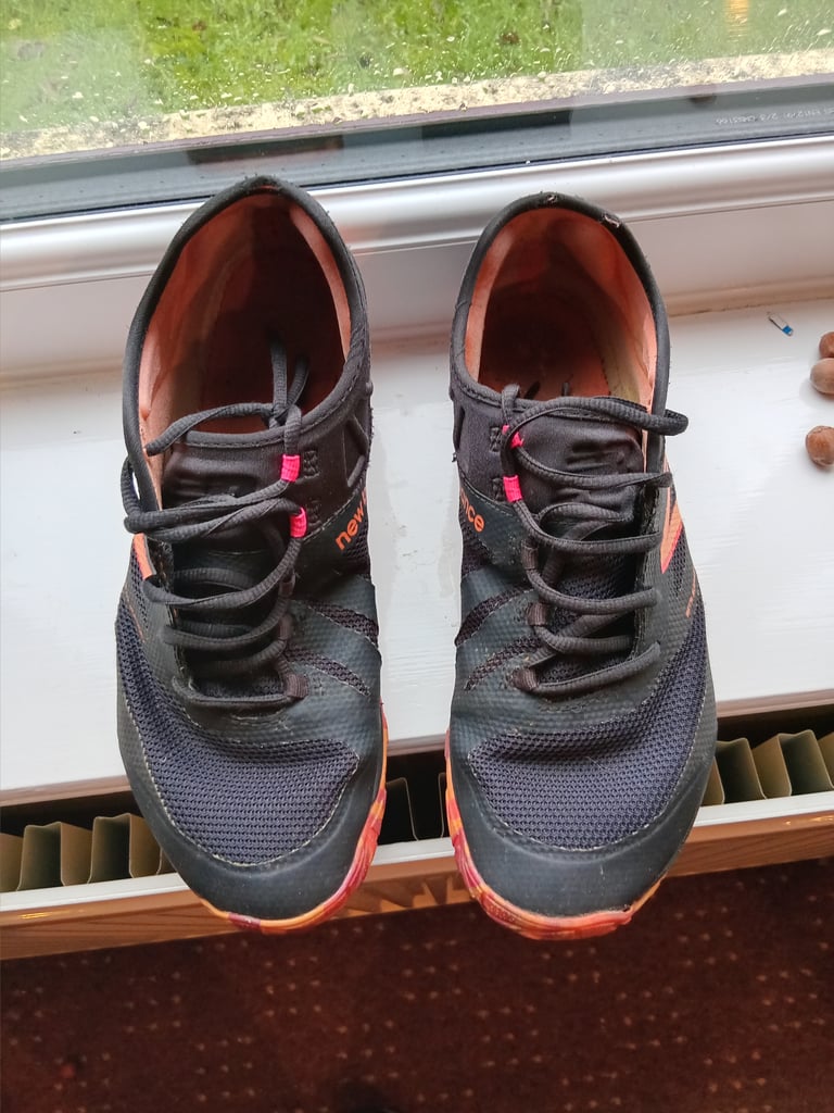 New Balance minimus trainers 