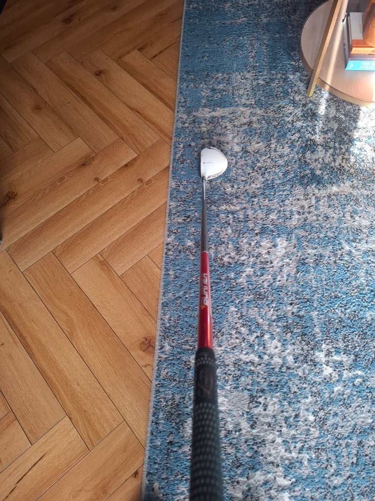 Taylormade Burner Superfast 3 Wood with headcover.