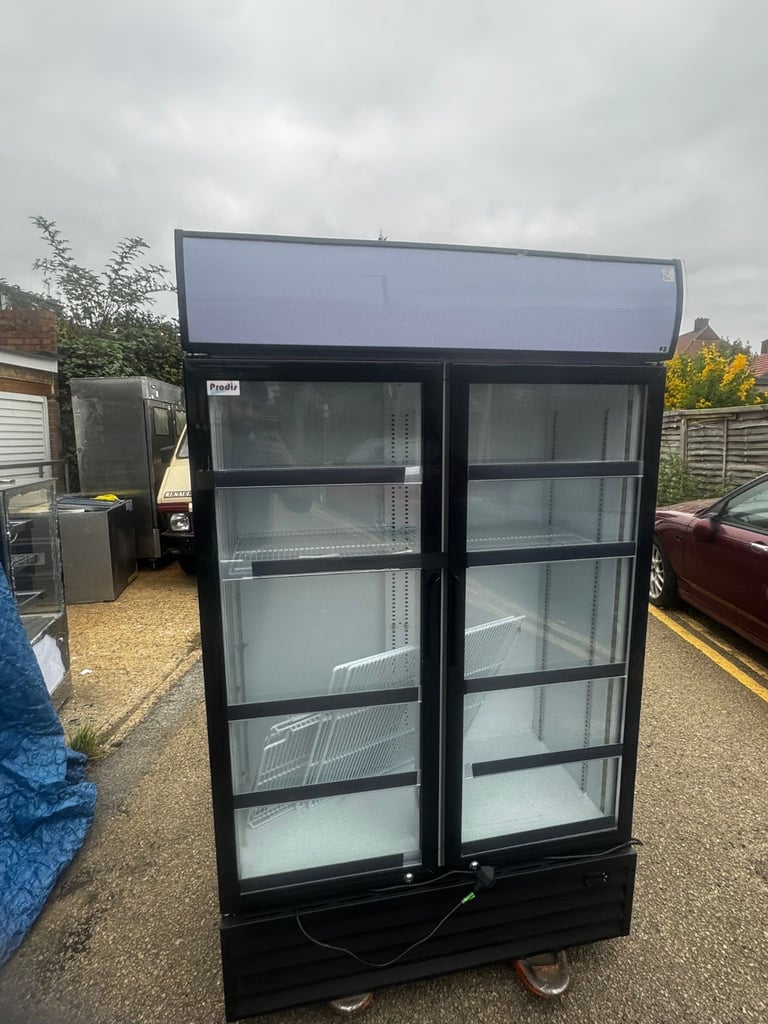 Commercial fridge freezer display cafe shop restaurant takeaway 