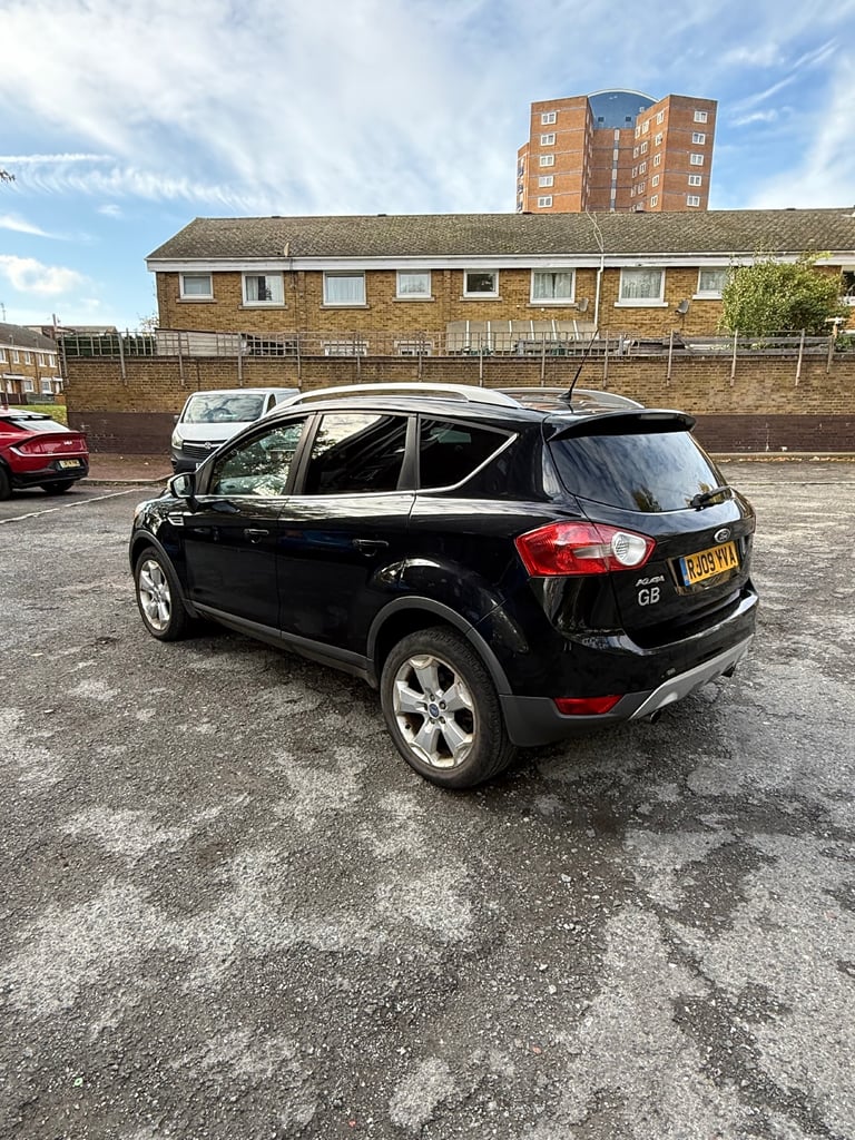 Ford, KUGA, Estate, 2010, Manual, 1997 (cc), 5 doors