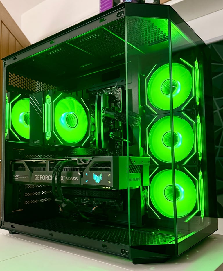 image for GAMING PC - 'ZEPHYROS' - RTX 5070 - Ryzen 5 9600x - 1TB Klevv Crass Gen 4 SSD
