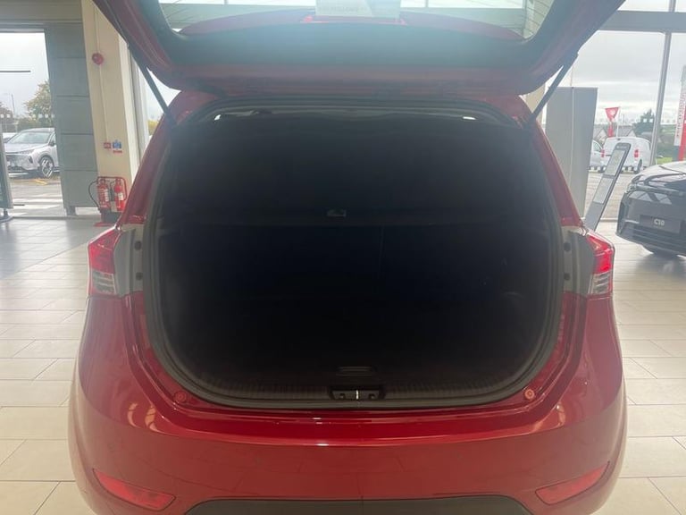 2019 Hyundai Ix20 1.6 SE Nav 5dr Auto Automatic Hatchback Petrol Automatic