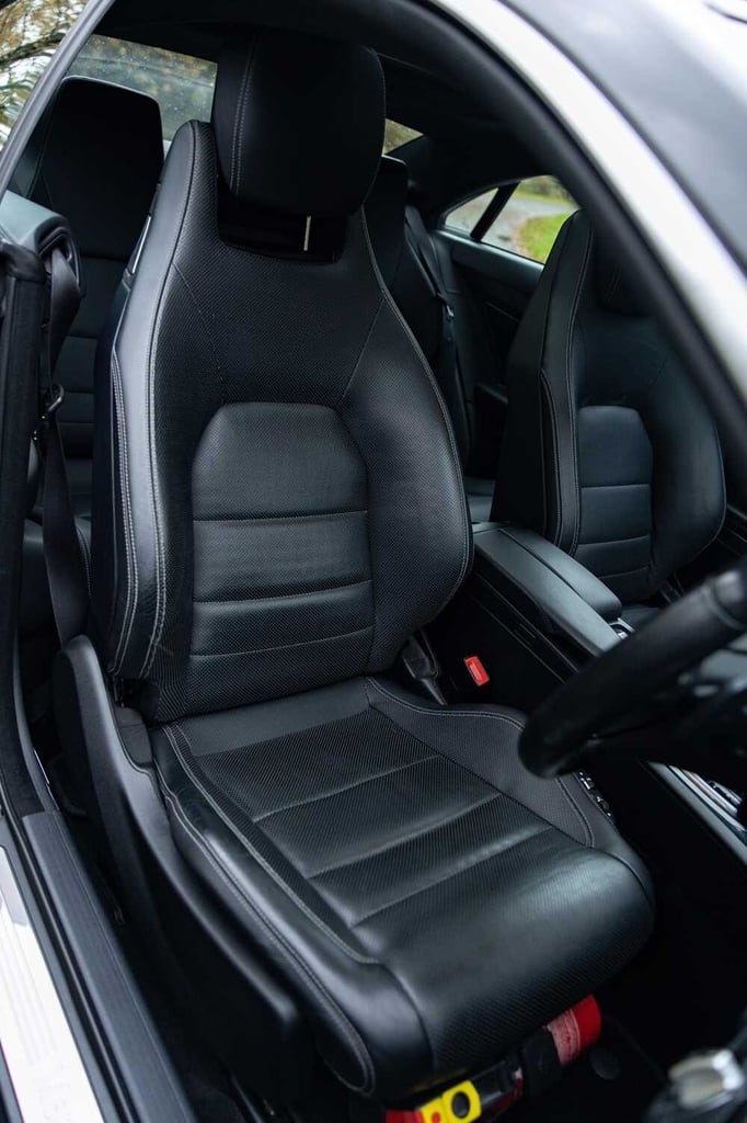 2010 Mercedes-Benz E Class E500 Sport 2dr Tip Auto COUPE Petrol Automatic