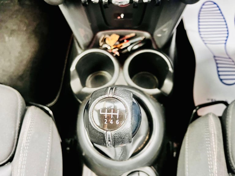 2018 MINI Hatch 1.5 Cooper D Euro 6 (s/s) 3dr HATCHBACK Diesel Manual