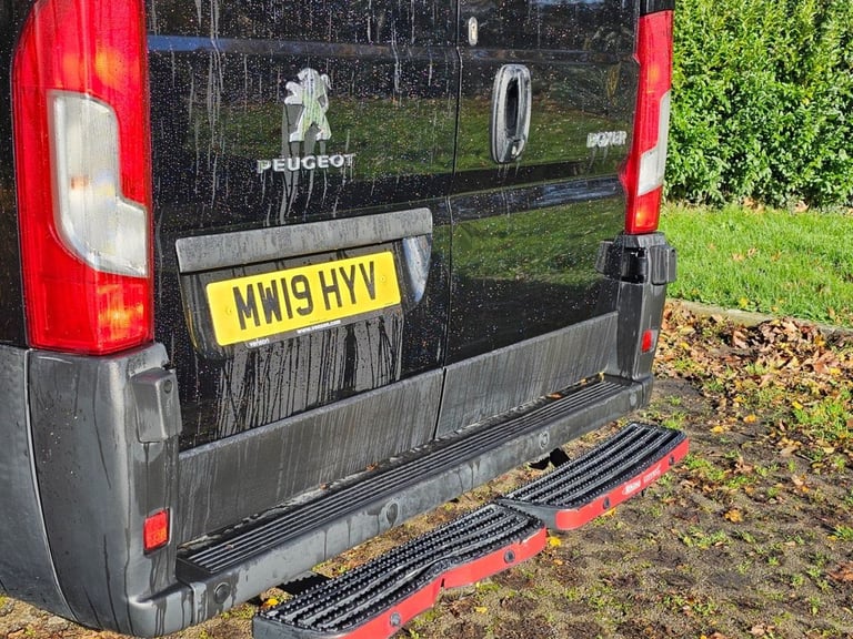 2019 Peugeot Boxer 2.0 BlueHDi 335 Professional Panel Van 5dr Diesel Manual L2 H2 Euro 6 (130  PA...