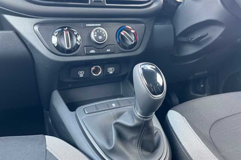 2025 Hyundai i10 1.2 [79] Advance 5dr Auto [Nav] HATCHBACK PETROL Automatic