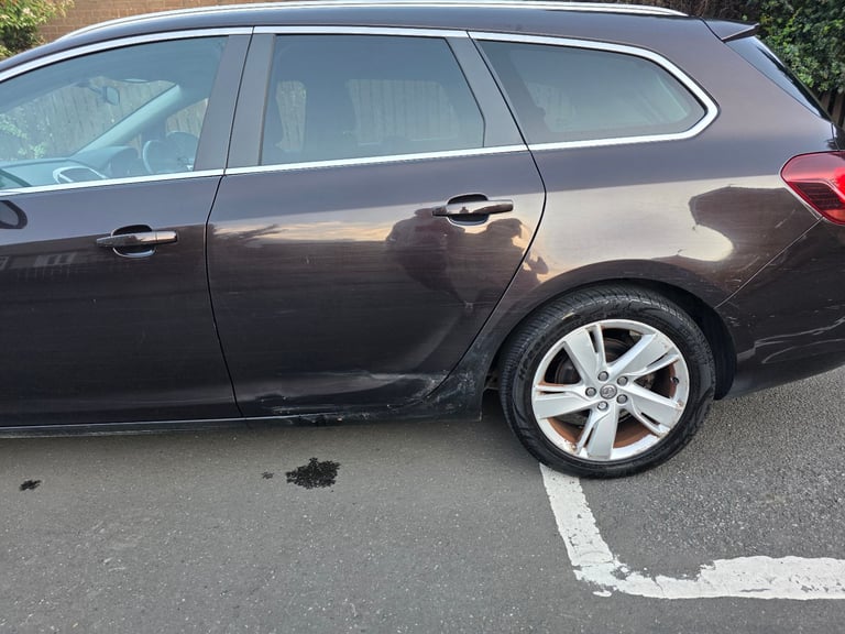 Vauxhall, ASTRA, Estate, 2013, Automatic, 1598 (cc), 5 doors