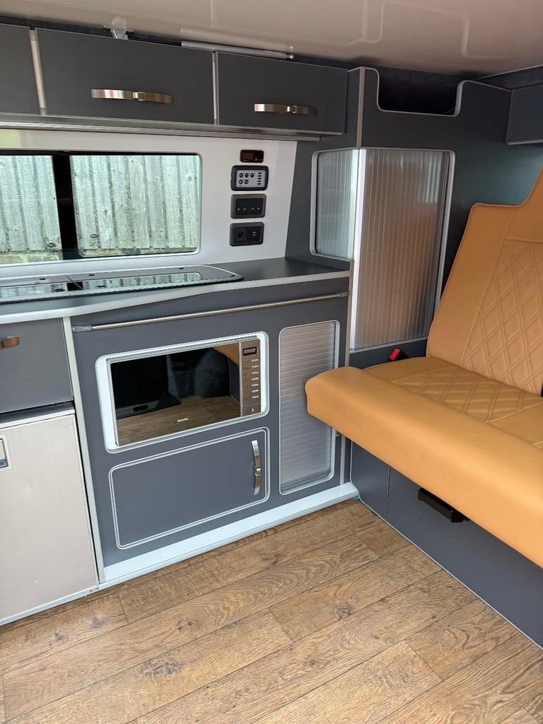 2019 Volkswagen Camper Pop top,88000 miles 4 berth 4 belts