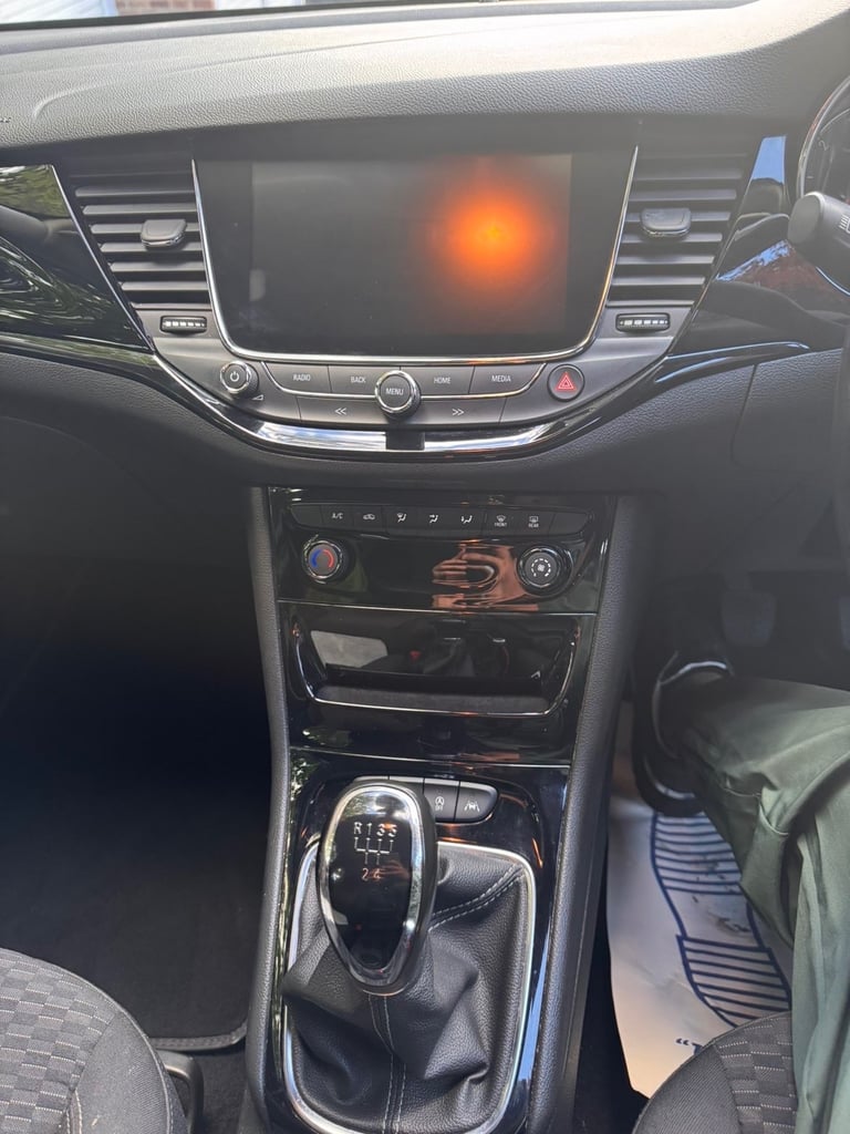 Vauxhall, ASTRA, SRI, Hatchback, 2018, Manual, 999 (cc), 5 doors