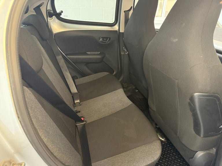 2016 Citroen C1 1.2 PureTech Flair 5dr HATCHBACK Petrol Manual