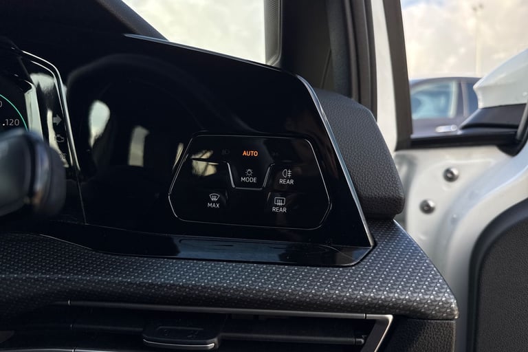 2020 Volkswagen Golf 2.0 TDI 150 R-Line 5dr DSG Hatchback DIESEL Automatic