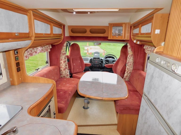 RAPIDO 786F Fiat 2.8 Jtd 4 Berth with Fixed Rear French DOUBLE BED for Sale