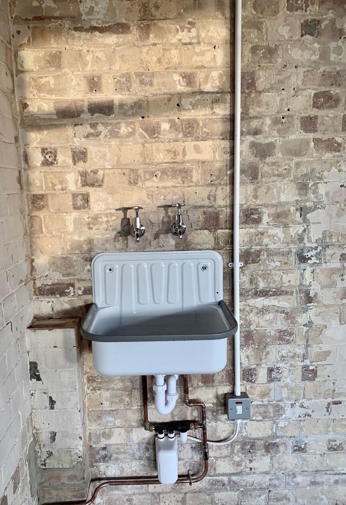 Creative / Artist / Studios / Office workspace to rent - Park Royal West London