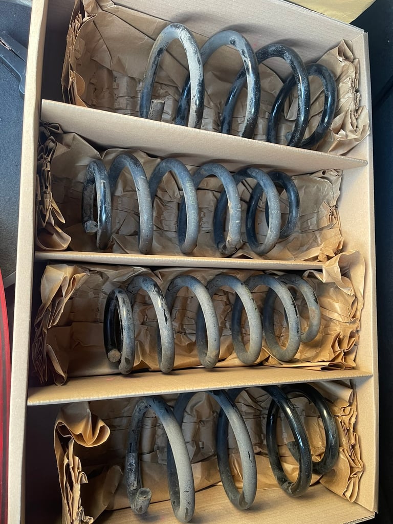 Audi s3 8p genuine front and rear springs 