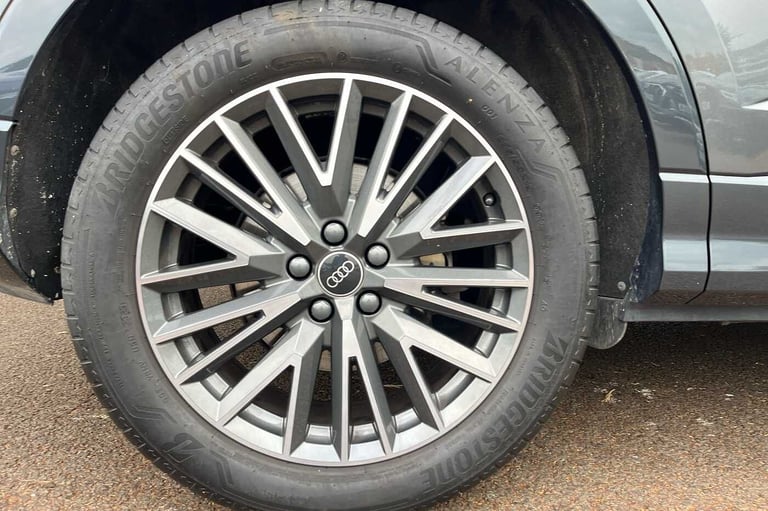 2023 Audi Q3 40 TFSI Quattro S Line 5dr S Tronic SUV Petrol Automatic