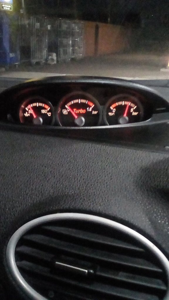 Ford, FOCUS ST TURBO Hatchback, 2006, Manual, 2522 (cc), 3 doors