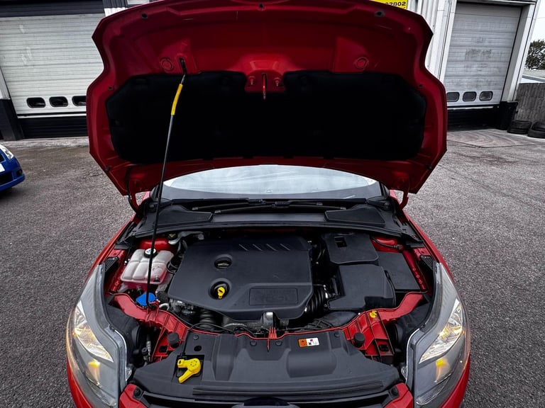 2011 Ford Focus 1.6 TDCi Titanium Euro 5 (s/s) 5dr HATCHBACK Diesel Manual