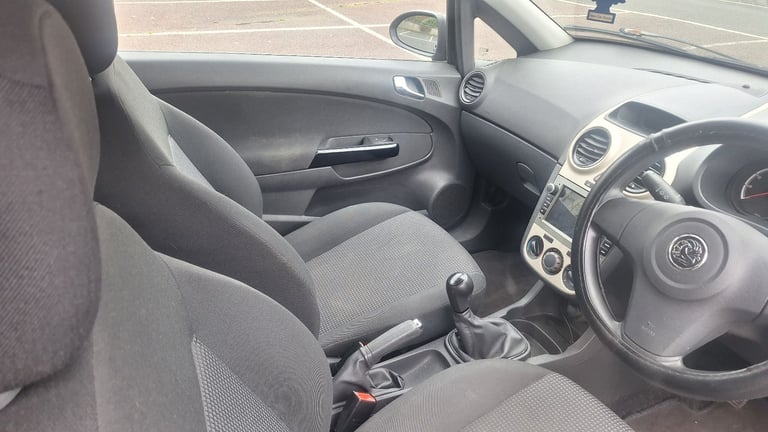 VAUXHALL CORSA 998cc 2010 54K LOW MILEAGE £1295 