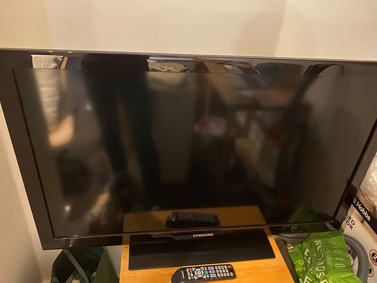 Samsung 40 inch tv 40 pound Canada Water