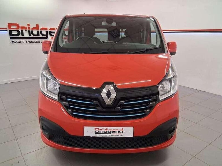 2019 Renault Trafic 1.6 dCi 27 Sport Nav WAV Double Cab 5dr MPV Diesel Manual