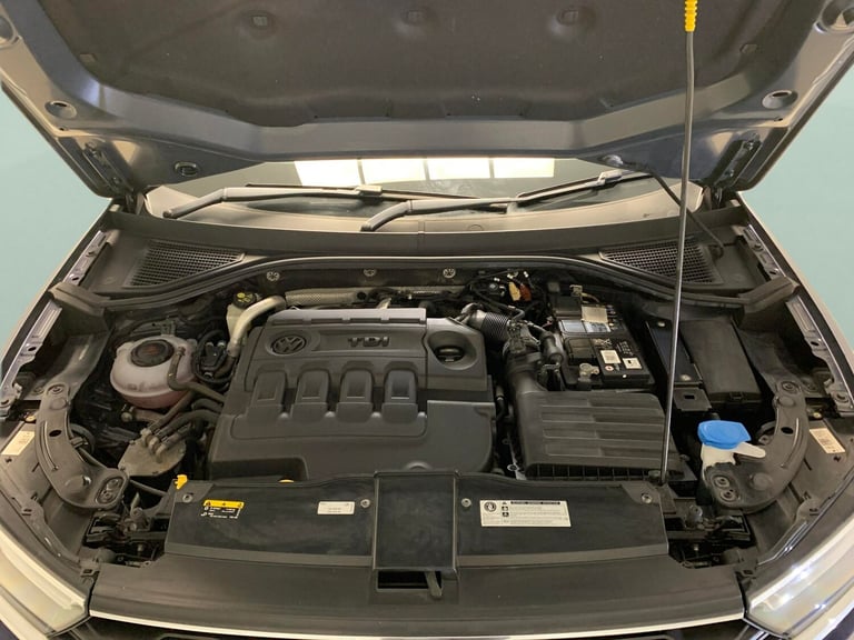 2019 Volkswagen T-Roc 1.6 TDI SE 5dr HATCHBACK DIESEL Manual