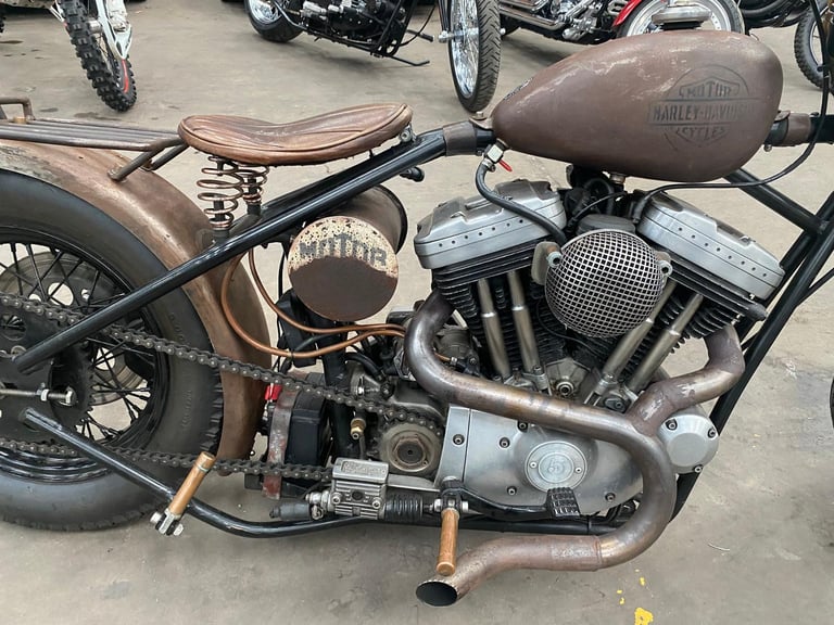 Harley-Davidson 883 CUSTOM BOBBER HARDTAIL STUNNING BIKE