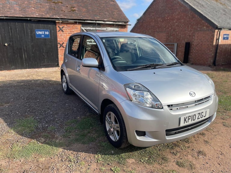image for DAIHATSU SIRION 1.3 SE 2010