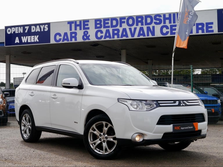 image for Mitsubishi Outlander 2.2 DI-D GX3 4WD Euro 5 (s/s) 5dr