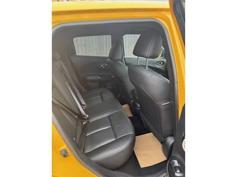 2015 Nissan Juke Tekna SUV Petrol Automatic