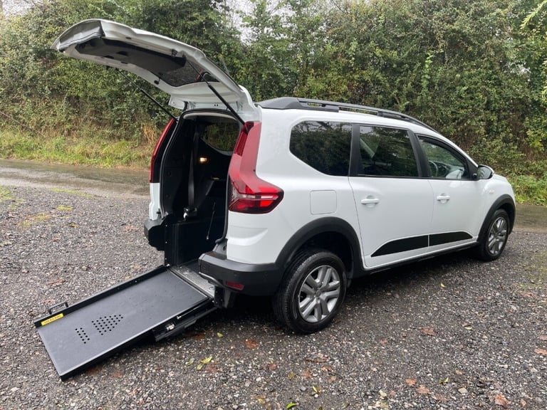  Dacia Jogger 1.0 TCe Expression 5dr WHEELCHAIR ACCESSIBLE VEHICLE 5 SEATS