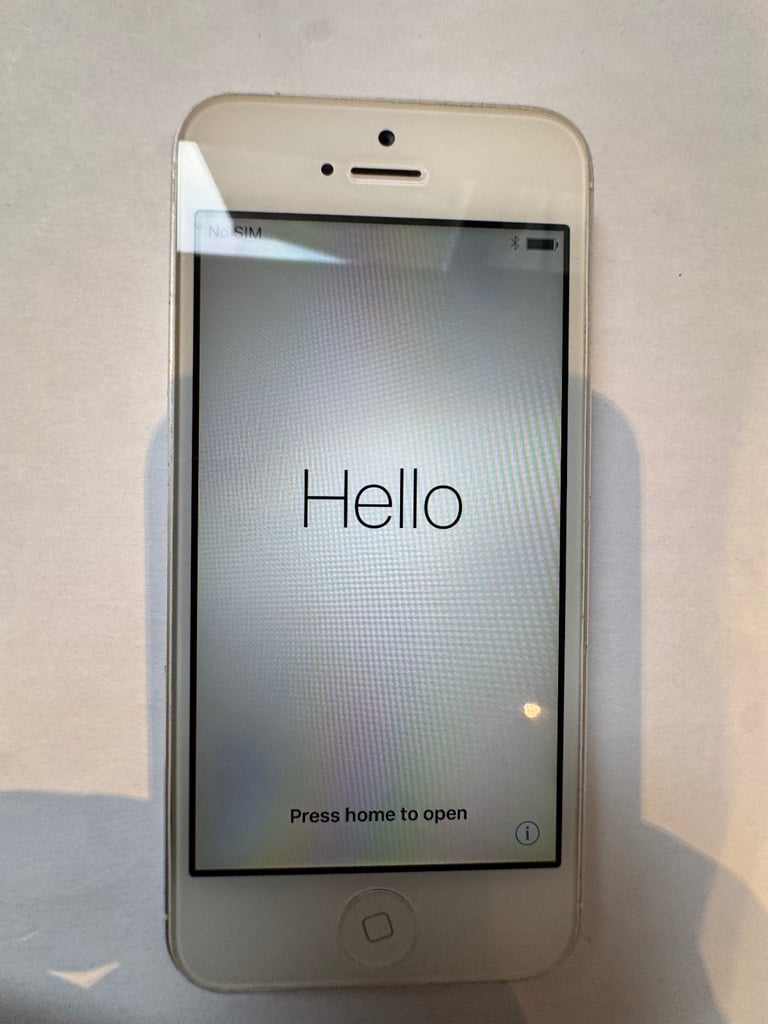Unlocked iPhone 5 16gb white 