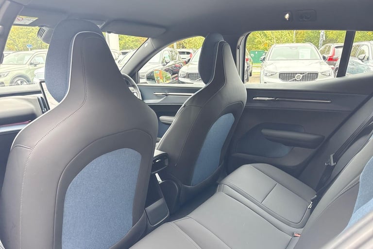 2025 Volvo EX30 Single Motor Extended Range 69kWh Plus SUV 5dr Electric Auto (272 ps) ESTATE Elec...