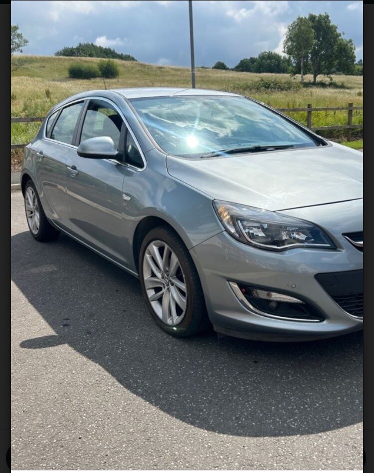 2014 Vauxhall Astra 1.4T 16V SRi 5dr HATCHBACK Petrol Manual