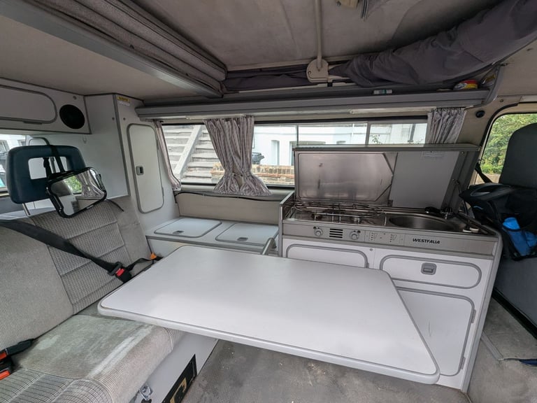 VW T25 Campervan – Great Condition!