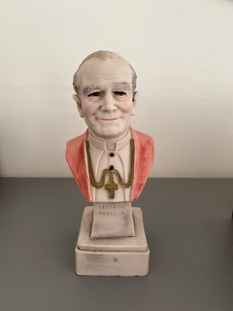 image for Pope Giovanni Paolo 11 figure Ex Condition 