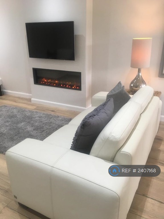 3 bedroom house in Orrok Park, Edinburgh, EH16 (3 bed) (#2407168)
