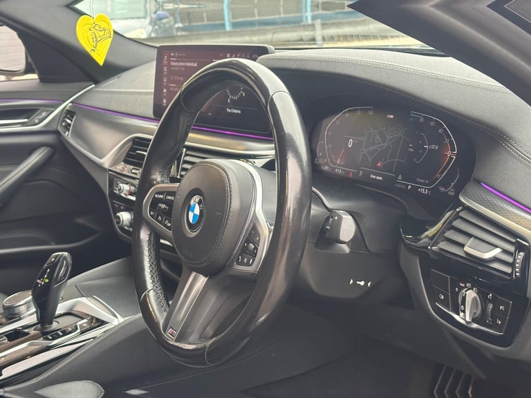 2022 BMW 5 Series 2.0 520d MHT M Sport Steptronic xDrive Euro 6 (s/s) 4dr SALOON Diesel/Electric ...