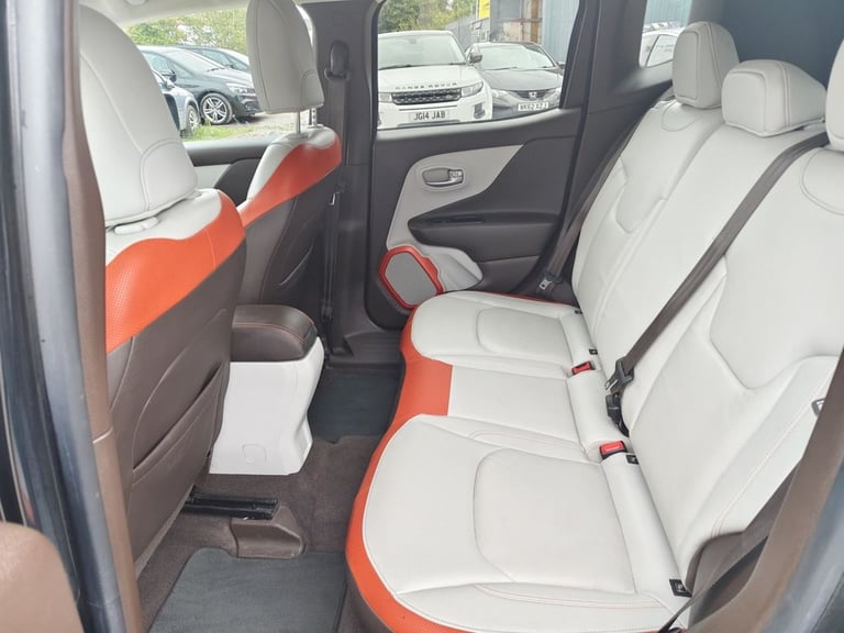 2015 Jeep Renegade 1.4 Multiair Limited 5dr DDCT ESTATE PETROL Automatic