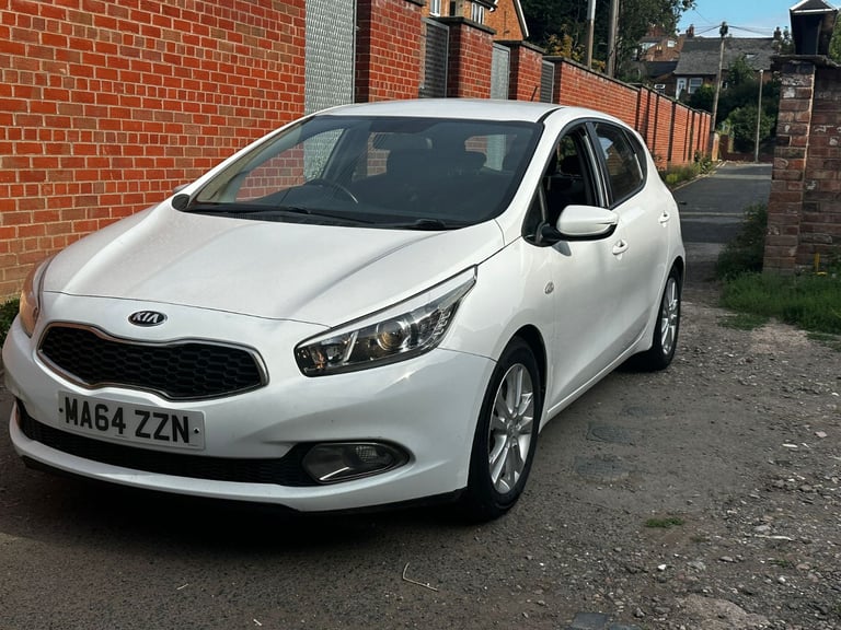 Kia, CEED, Hatchback, 2014, Manual, 1396 (cc), 5 doors