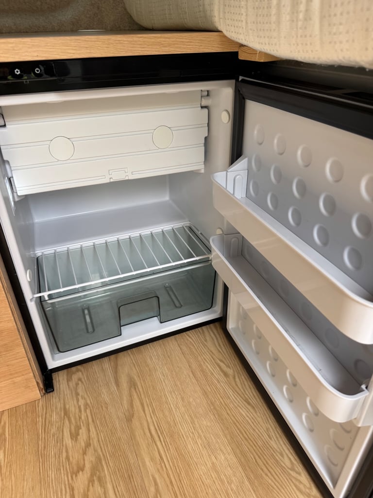 Vauxhall Vivaro Campervan / day van