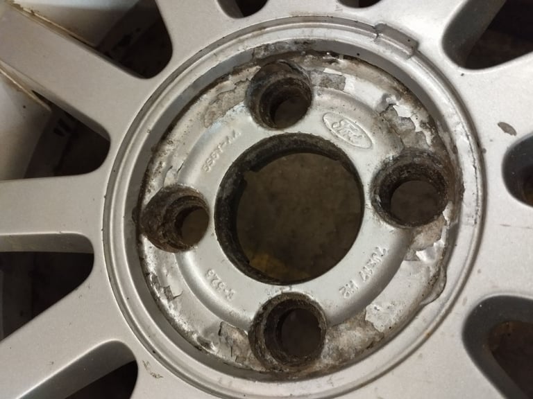 FORD FIESTA ST150 ALLOY WHEELS 