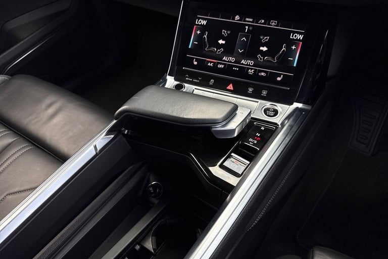 2022 Audi e-tron 50 Black Edition Sportback 5dr Electric Auto quattro 71.2kWh (11kW Charger) ESTA...