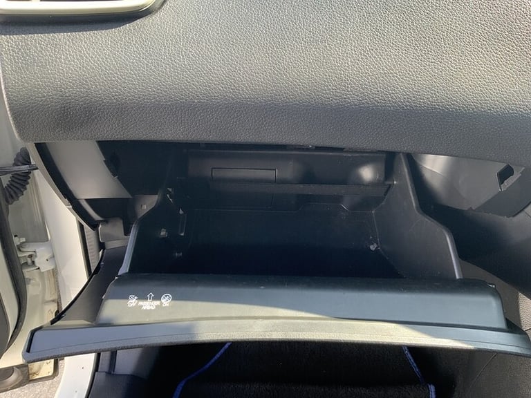 2017 Nissan Qashqai DIG-T Acenta SUV Petrol Manual