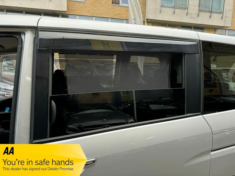 Nissan Serena 2.0 HYBRID AUTO 8 SEAT