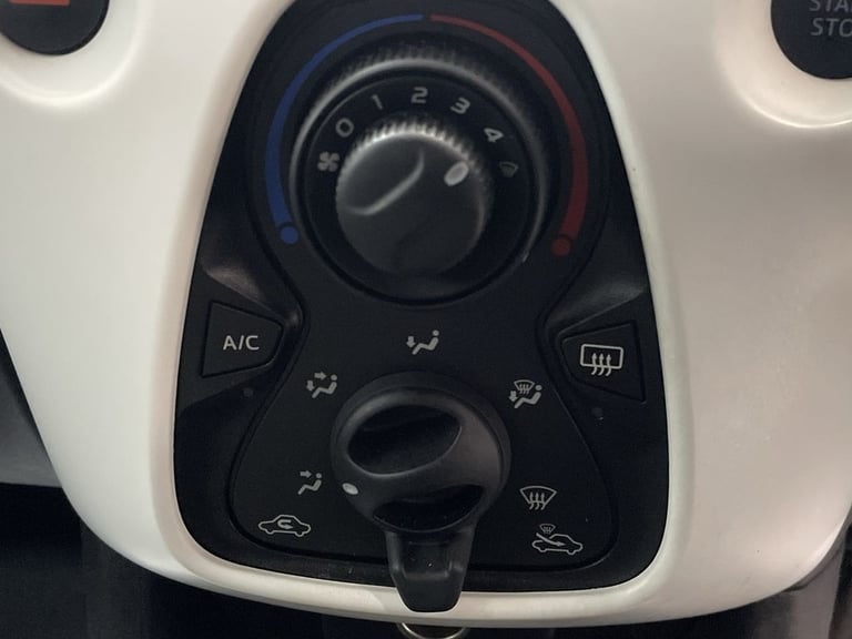 2018 Peugeot 108 1.2 PureTech Collection Hatchback 5dr Petrol Manual Euro 6 (82 ps) - AA INS Hatc...